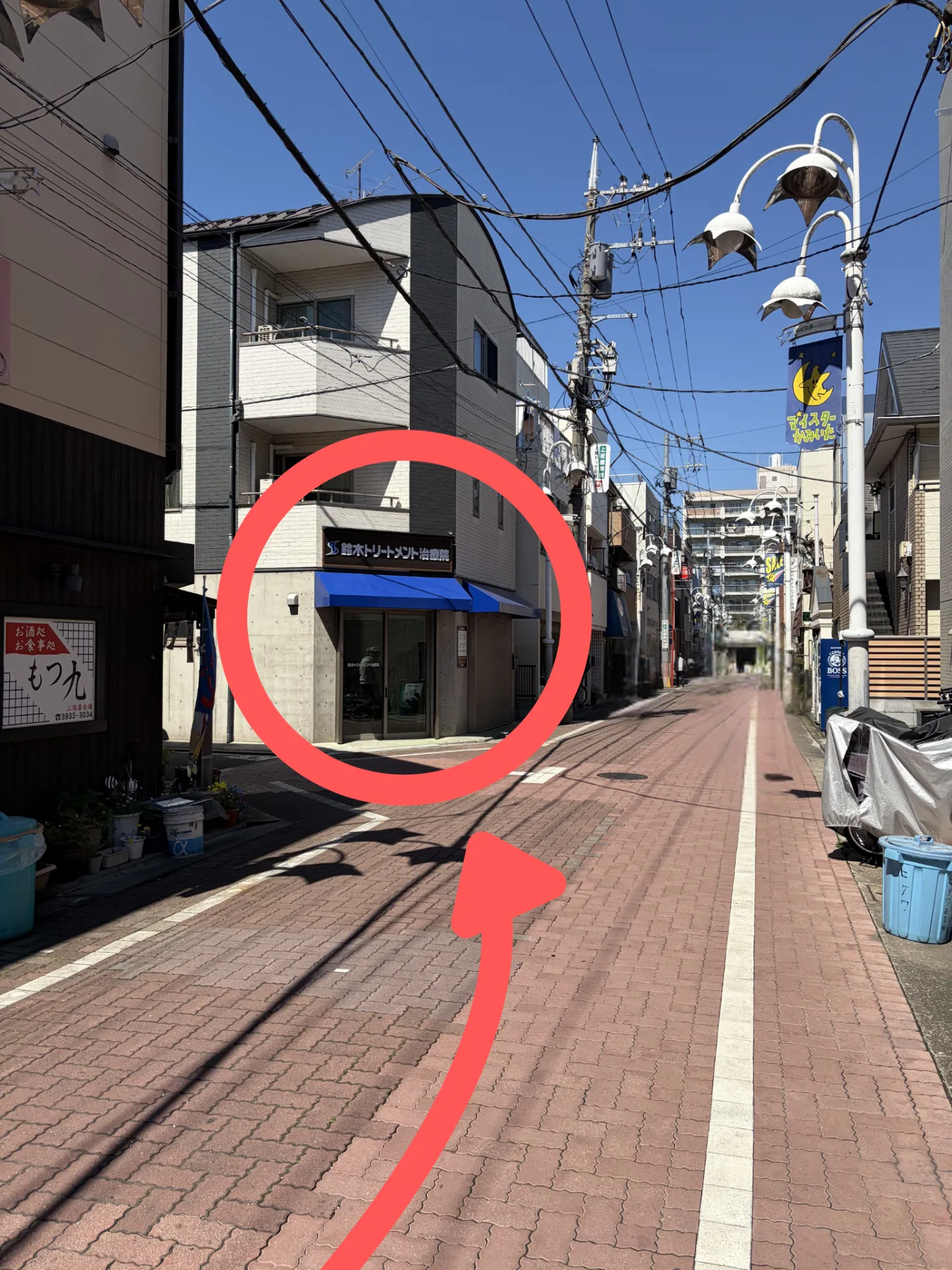 6　こちらから3階までお越しください